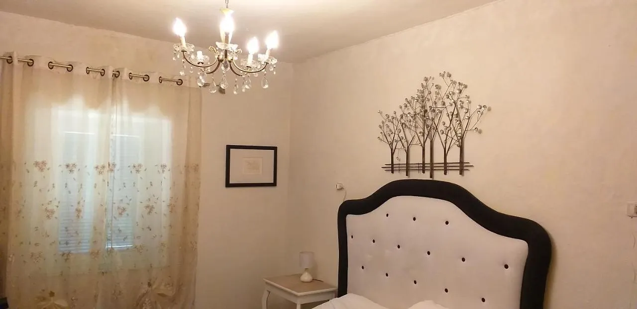 Bed and Breakfast La Cascina Della Grotta Di Tufo San Valentino