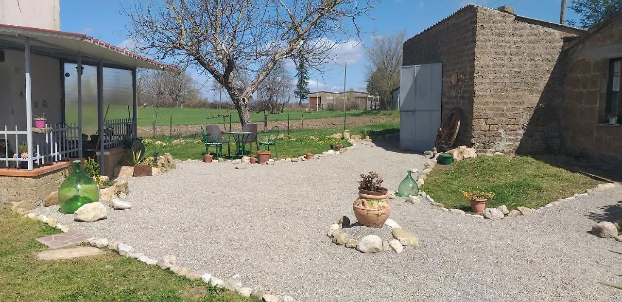 La Cascina Della Grotta Di Tufo Bed & Breakfast San Valentino   San Valentino (Tuscany)